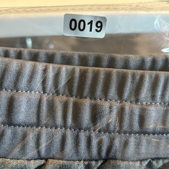 Figs Scrub Pants Women XS Gray Graphite Livingston Technical Collection Medical - Picture 13 of 13